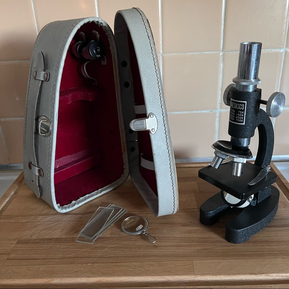 1950 Metasco Microscope
